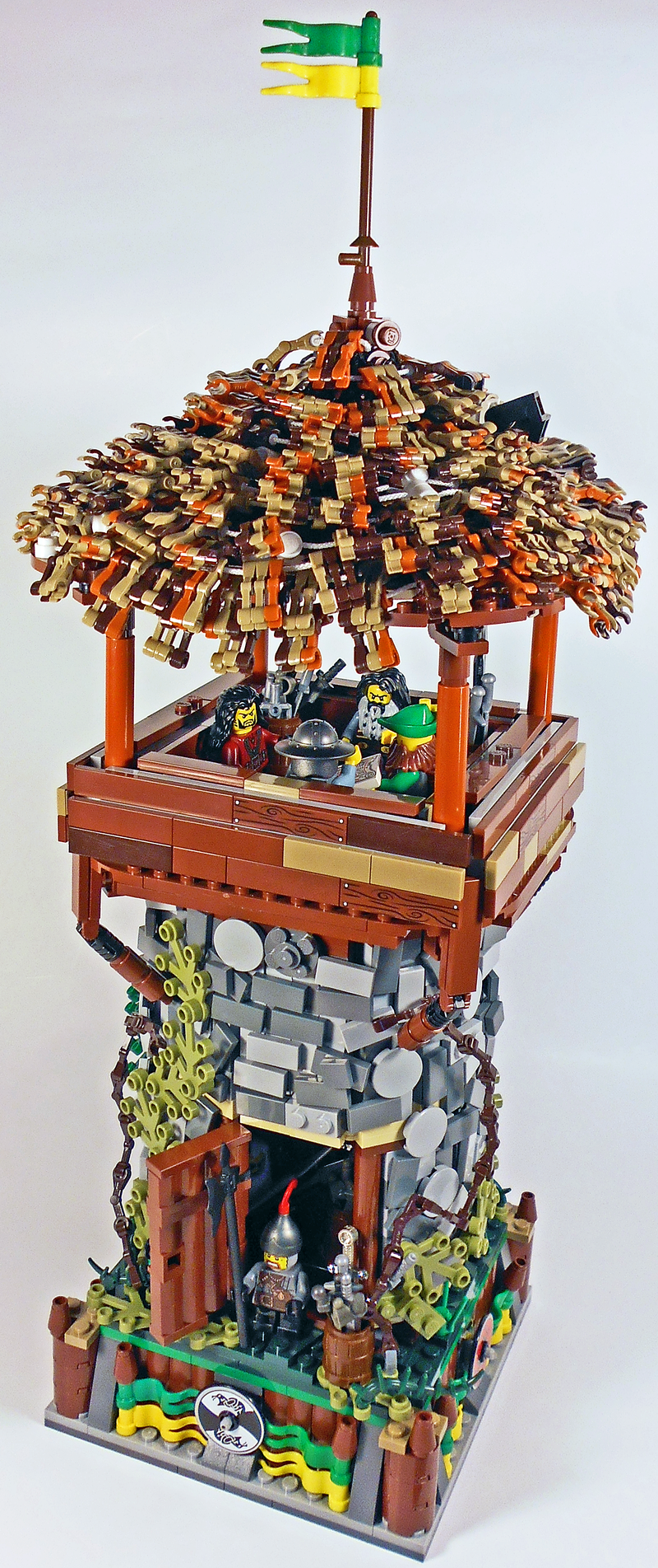 Illustration for article titled There is a hidden spy in this Lego tower